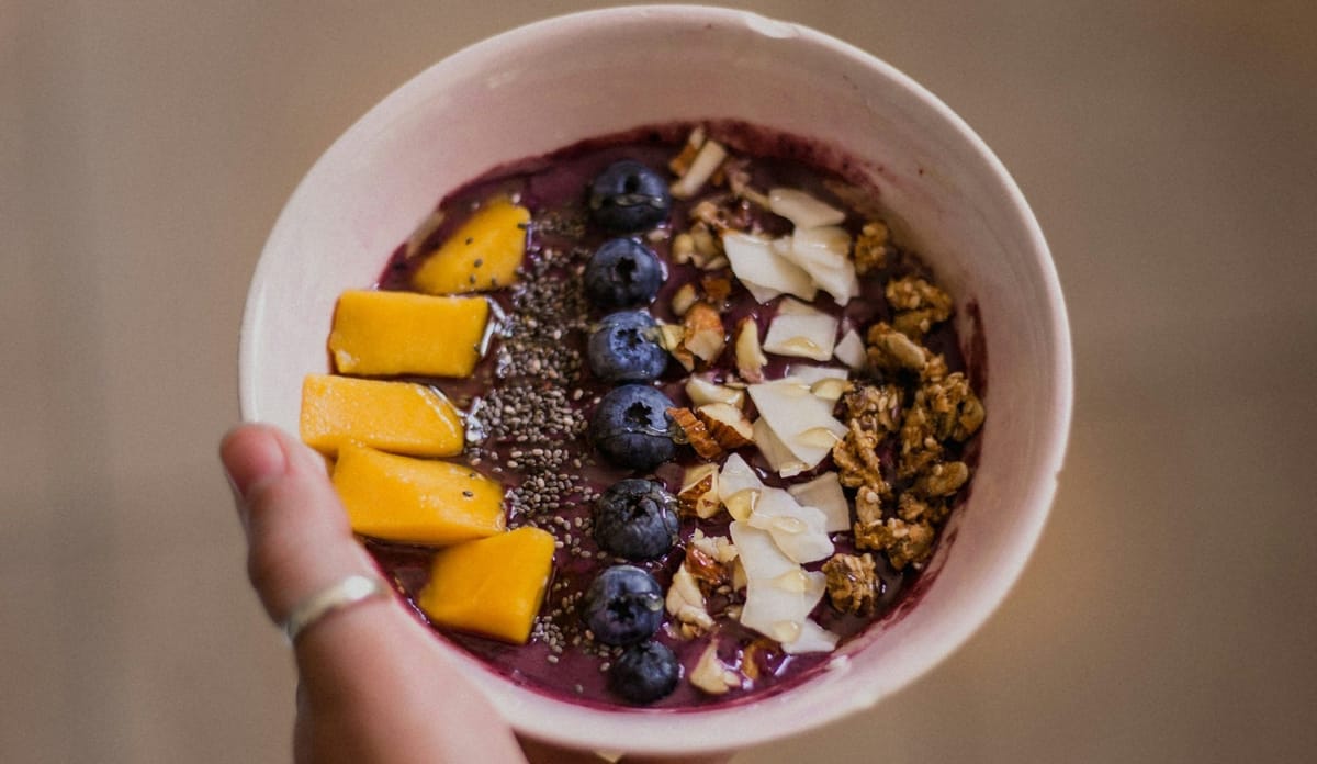 What To Eat For Better Skin, Focus & Gut Health [Free 1-Page Decoder]